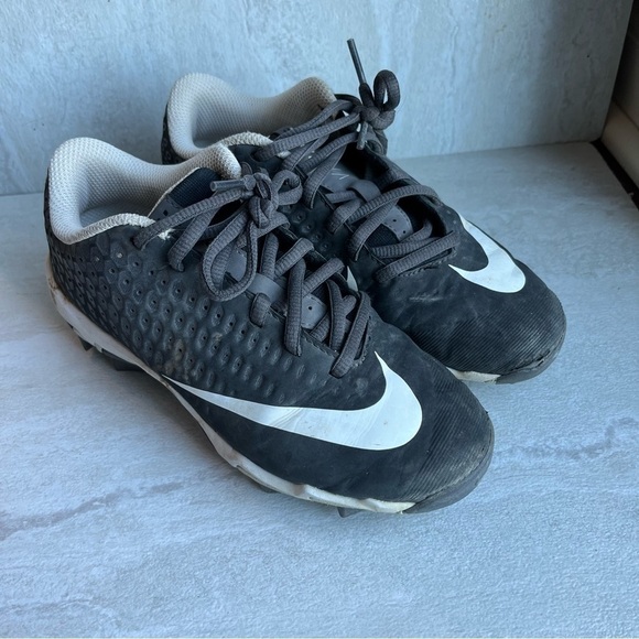 Nike Baseball Cleats vapor Fastflex youth 2.5 black white - Picture 1 of 9